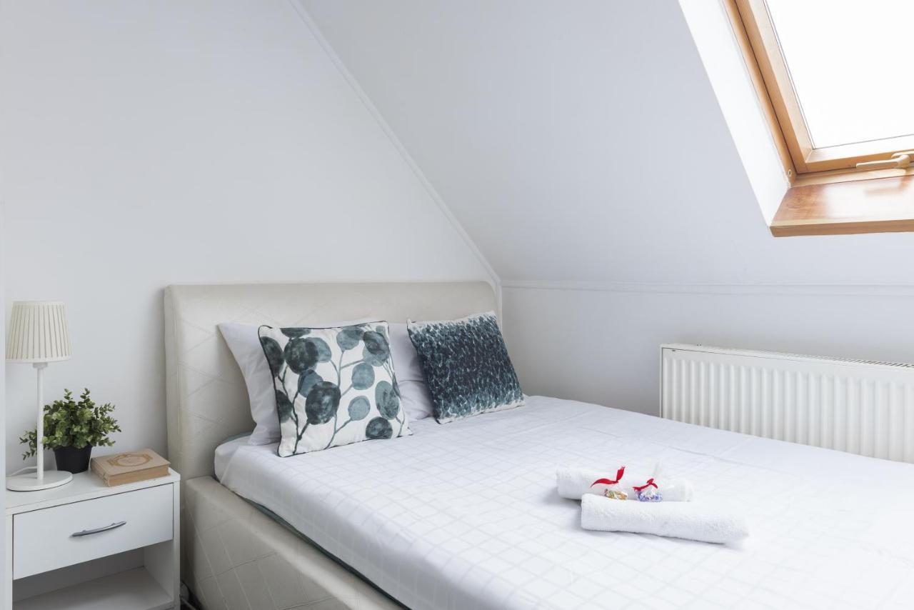 Fitness Hostel Premium Vratislav Exteriér fotografie