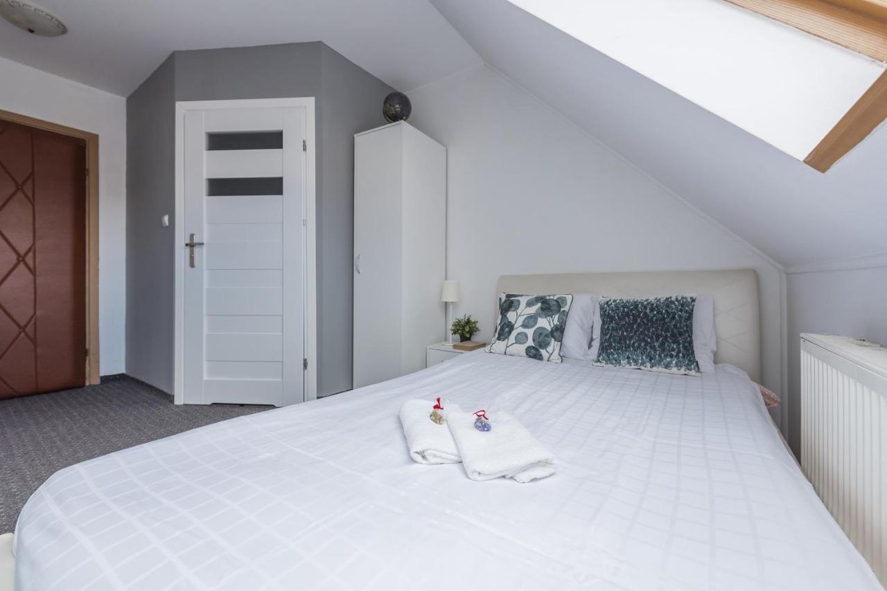 Fitness Hostel Premium Vratislav Exteriér fotografie