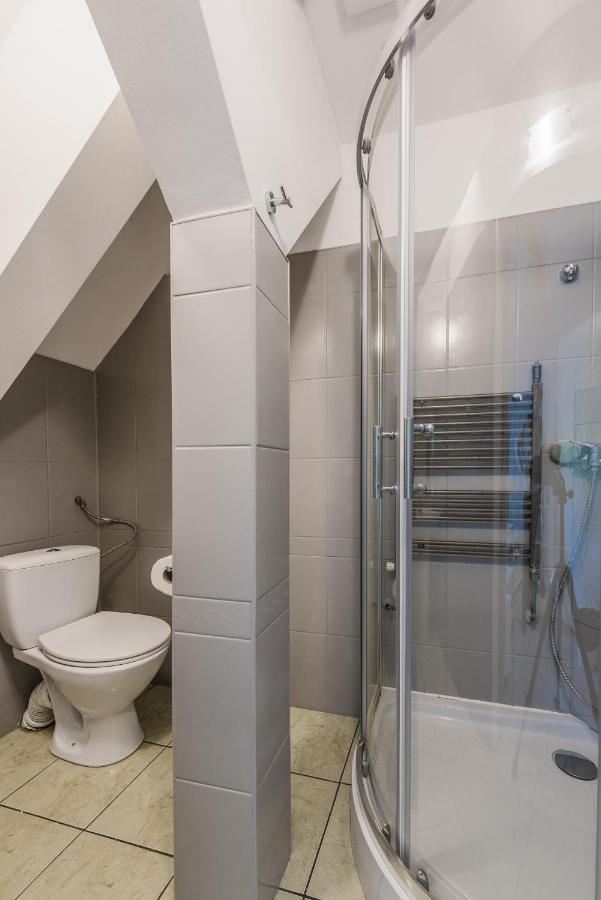 Fitness Hostel Premium Vratislav Exteriér fotografie